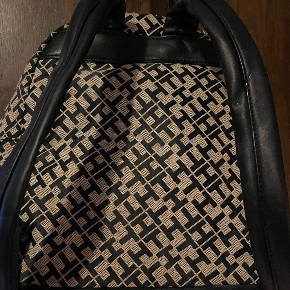 Tommy Hilfiger Mini Backpack Patterned - image 3